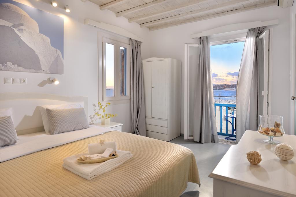 Nazos Mykonos Town