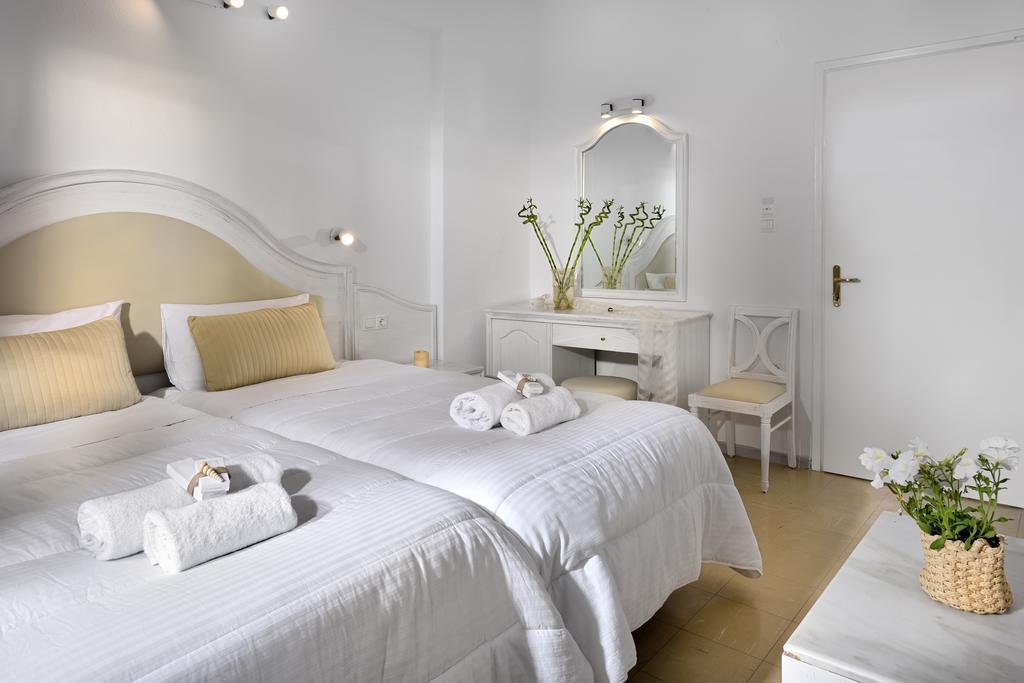 Nazos Mykonos Town